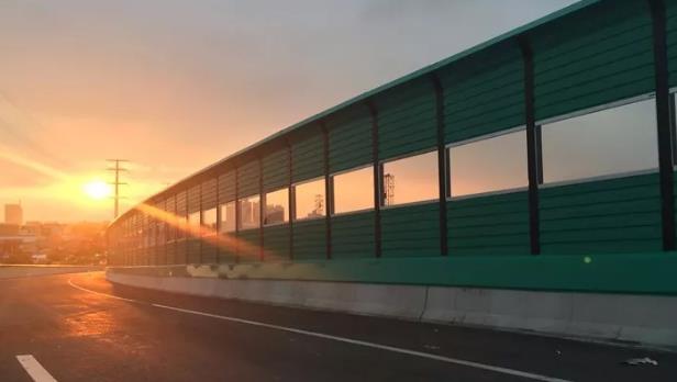 公路聲屏障 公路聲屏障