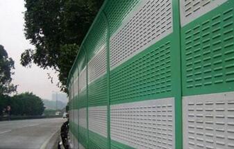 公路聲屏障.jpg 公路聲屏障.jpg